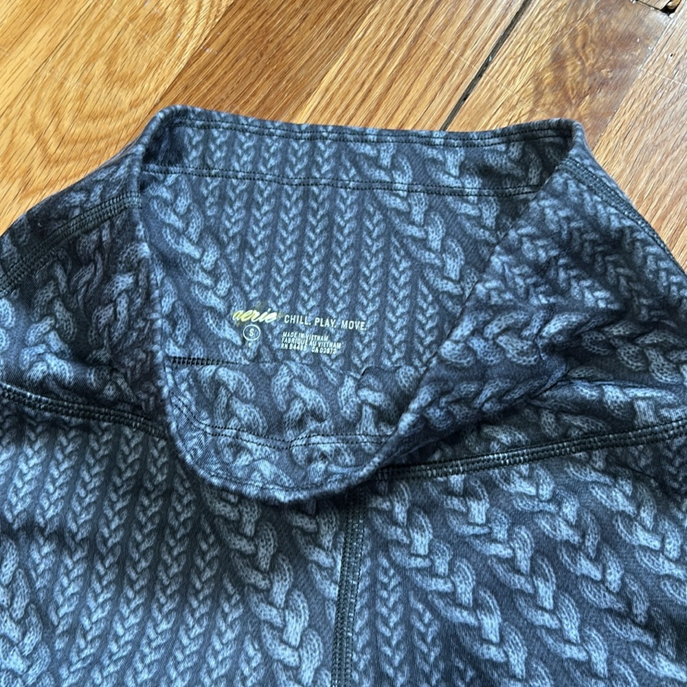 🏷️ 3 for $30 AERIE leggings 🖤 - Picture 3 of 3